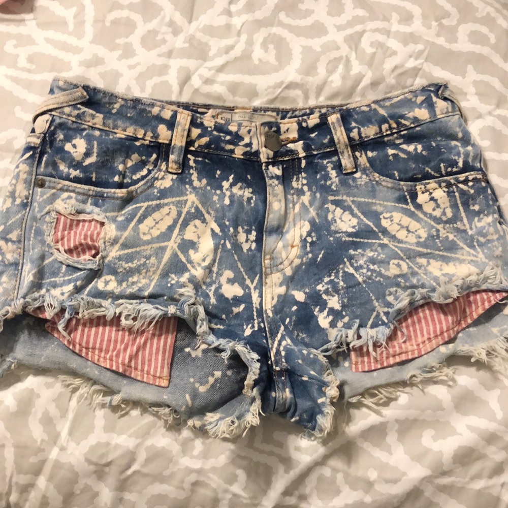 red white and blue shorts